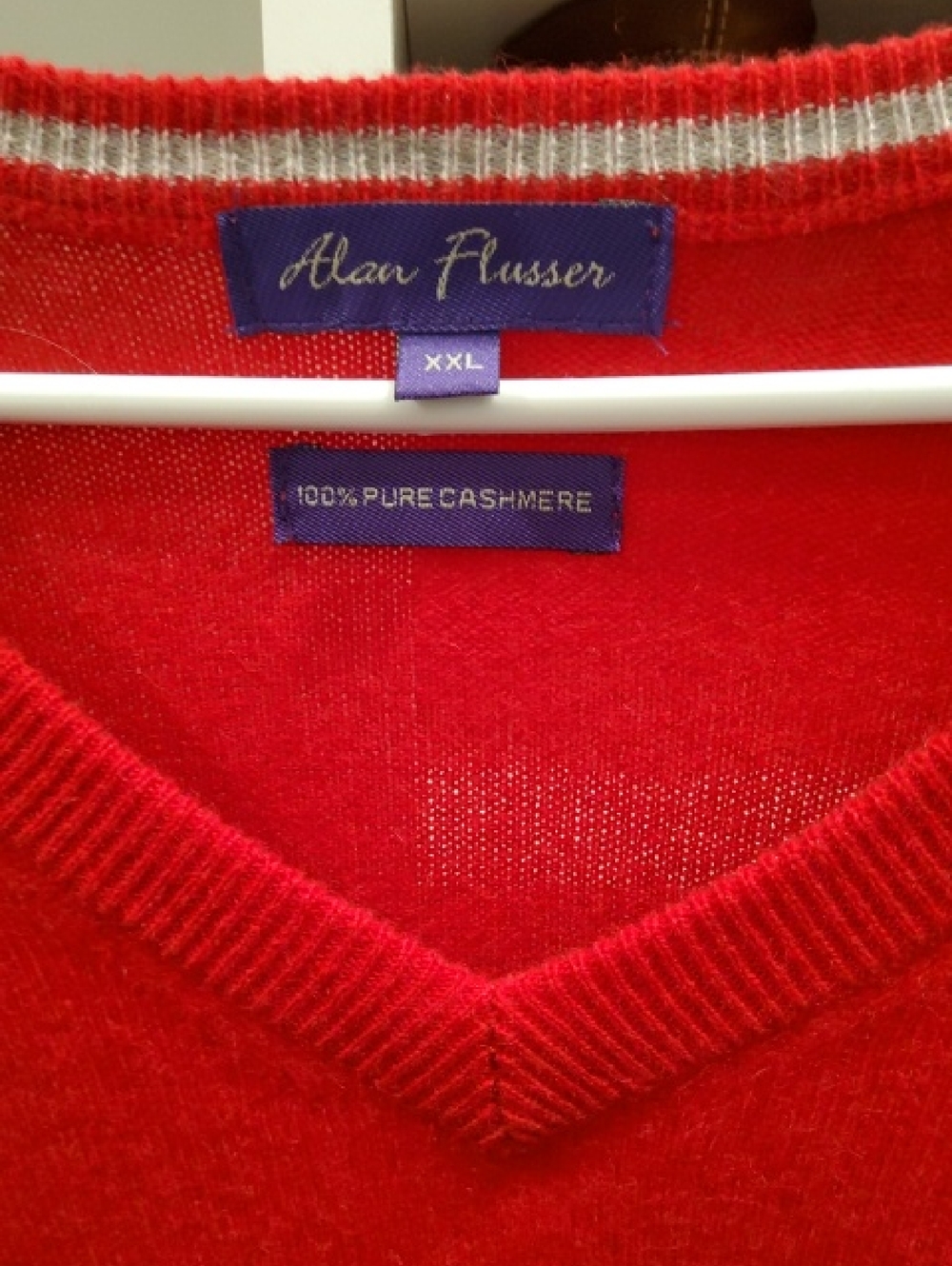Alan Flusser Red V-Neck 100% Cashmere Sweater